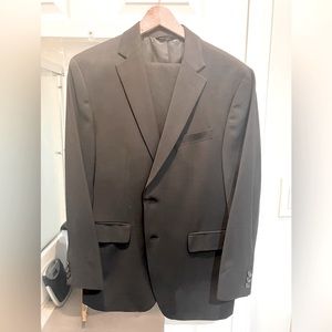 Banana Republic suit